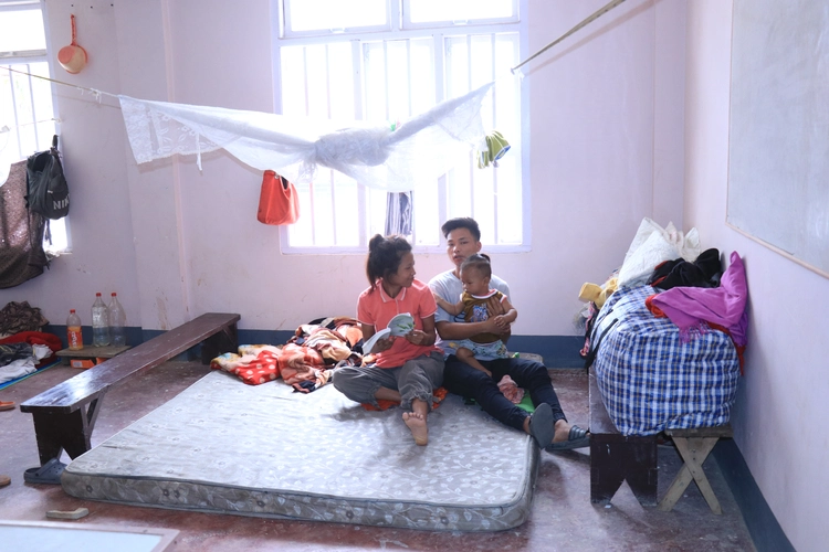 KUKI KHANGLAI LAWMPI RELIEF CENTRE 